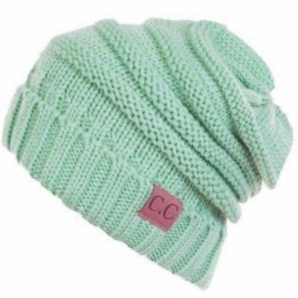1 LEFT! NIP 🆕C.C Slouchy Knitted Beanie- Light Mint Green